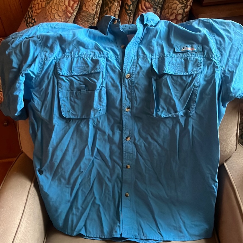 Men’s fishing shirt